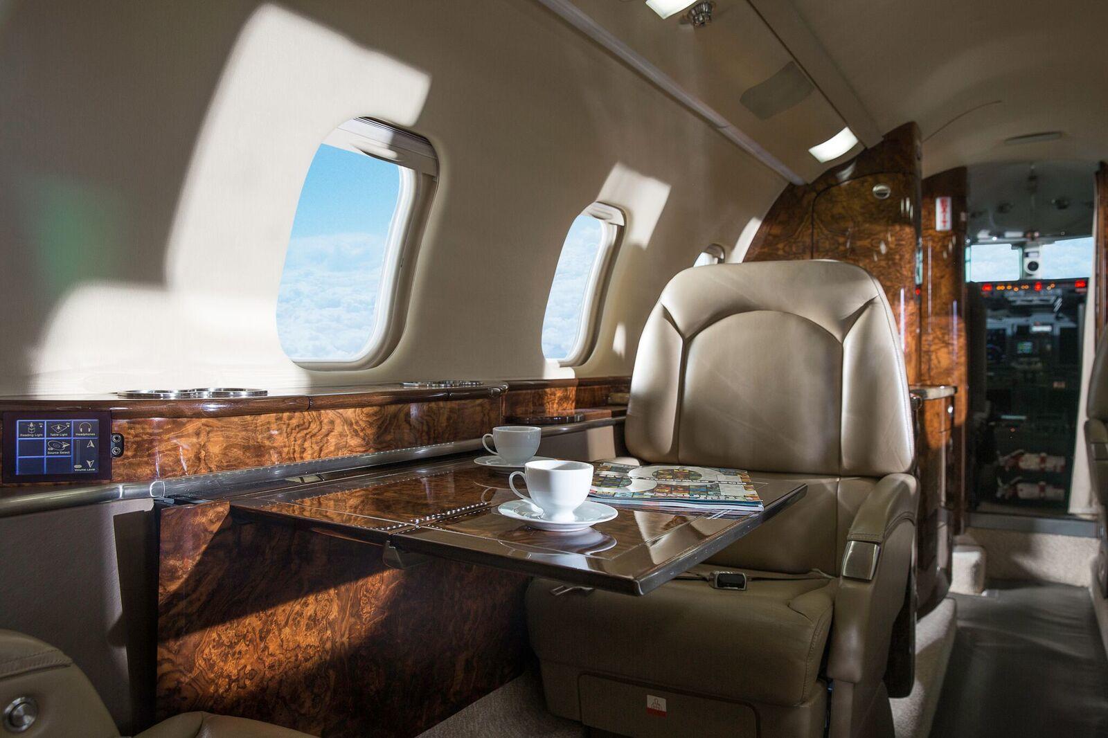 jet Bombardier Learjet 60 XR